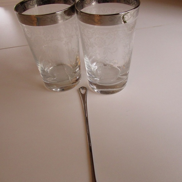 Mikimoto International Etched Highball glasses & silver stirrer - Picture 6 of 9